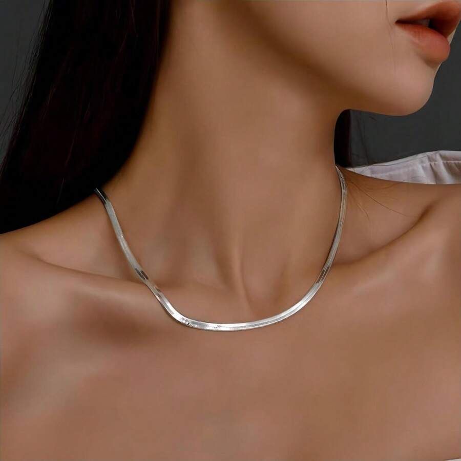 Unisex Minimalist Chain Necklace