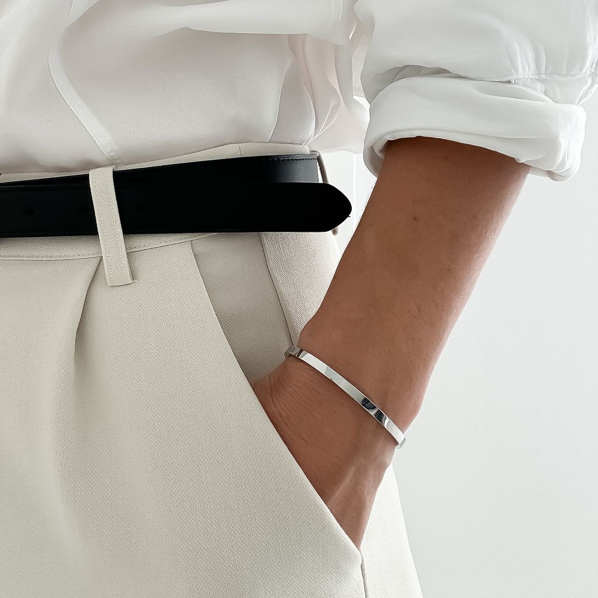 Dove Bangle