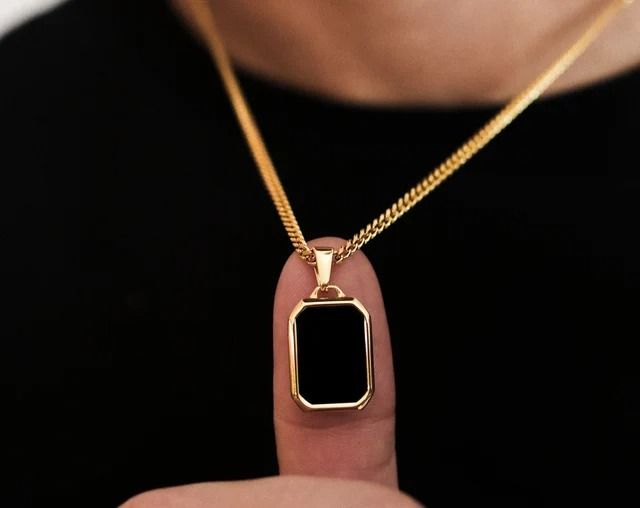 Pendant Necklace