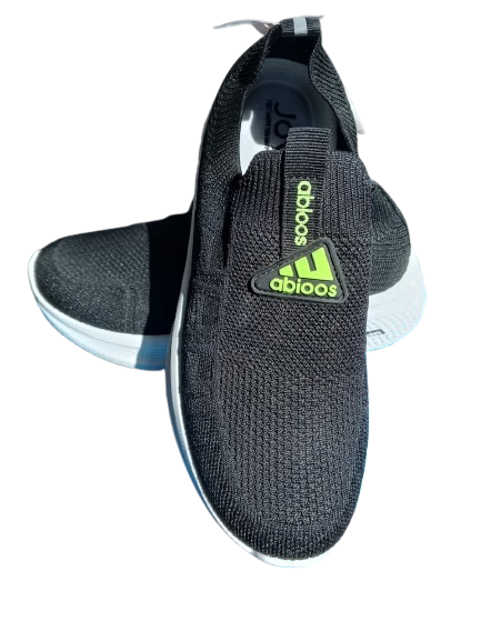 Men’s Black Slip-On Knit Sneakers – Lightweight Comfort & Casual Style