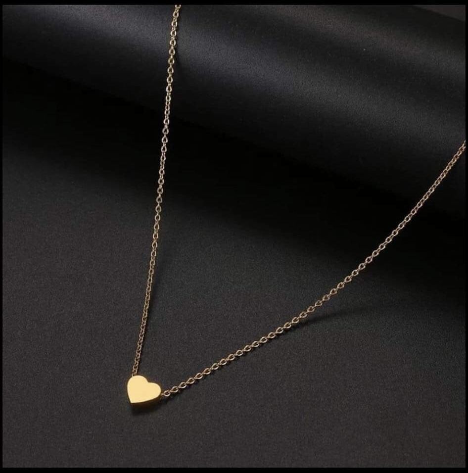 Golden Heart Minimal Necklace