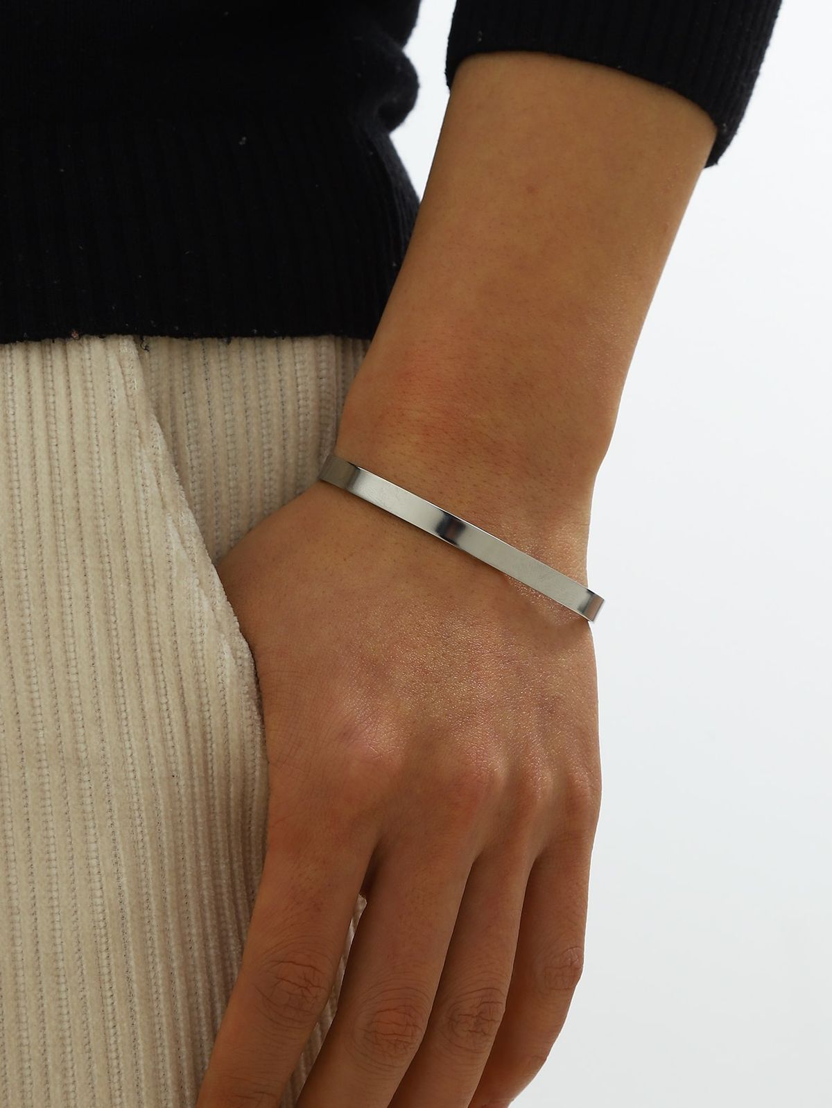 Dove Bangle